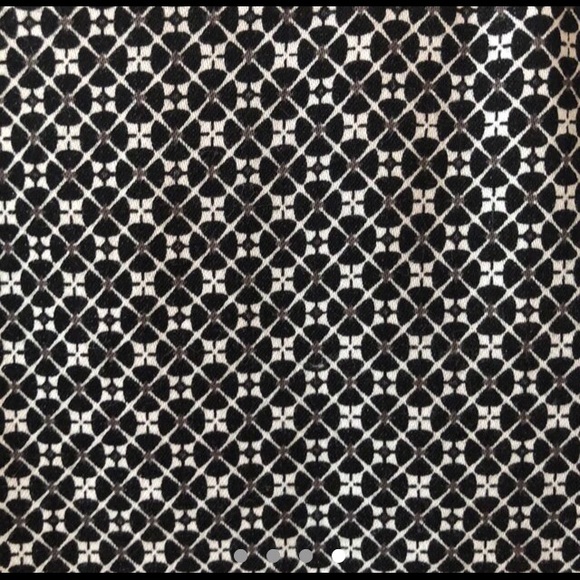 Black & White patterned Cigarette pants - Picture 4 of 4